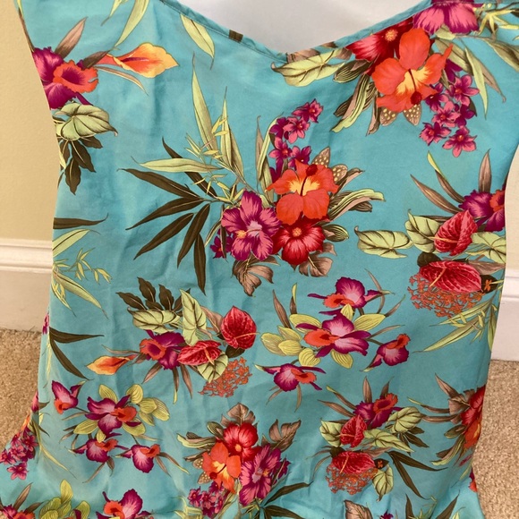 EUC Victoria's Secret Floral Chemise - 100% SILK - Picture 8 of 11
